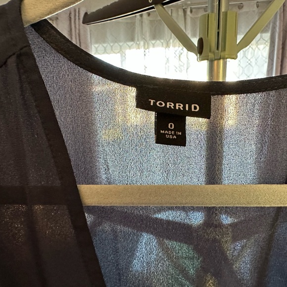 Sheer blouse from Torrid, size 16. - Picture 2 of 2